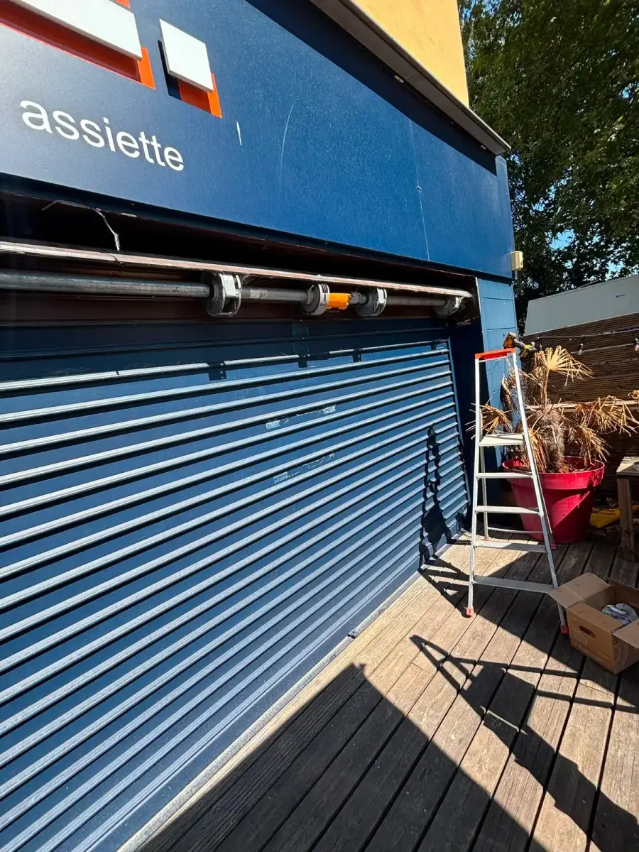 Installation et pose de rideau métallique à Pantin